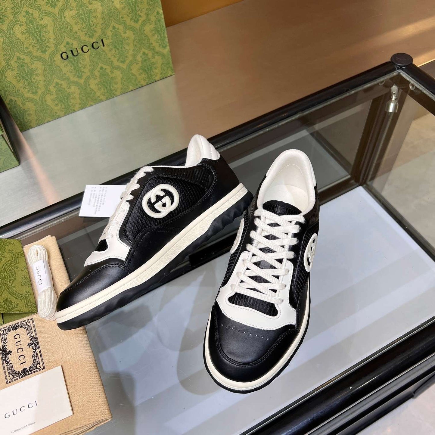 Sneakers