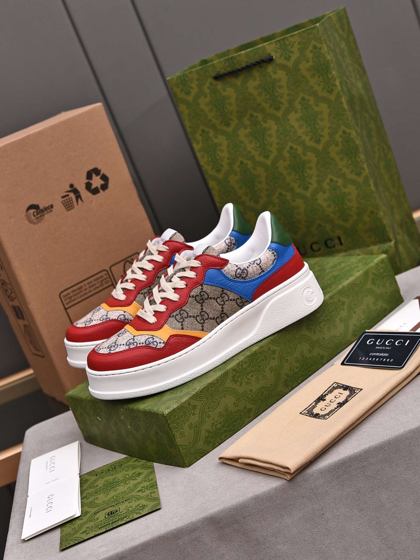 Sneakers