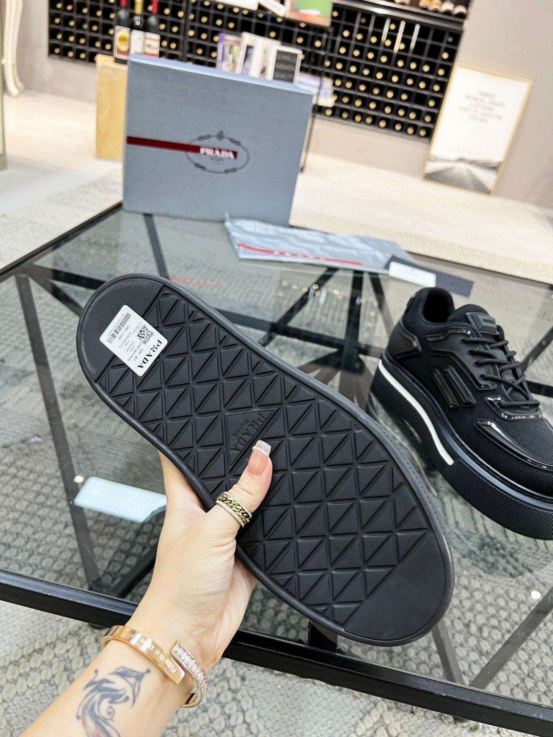 Sneakers