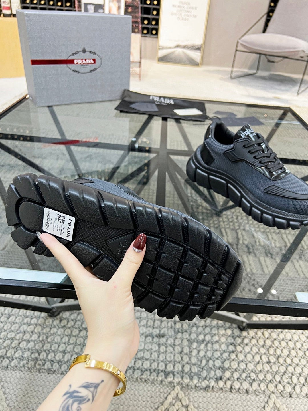 Sneakers