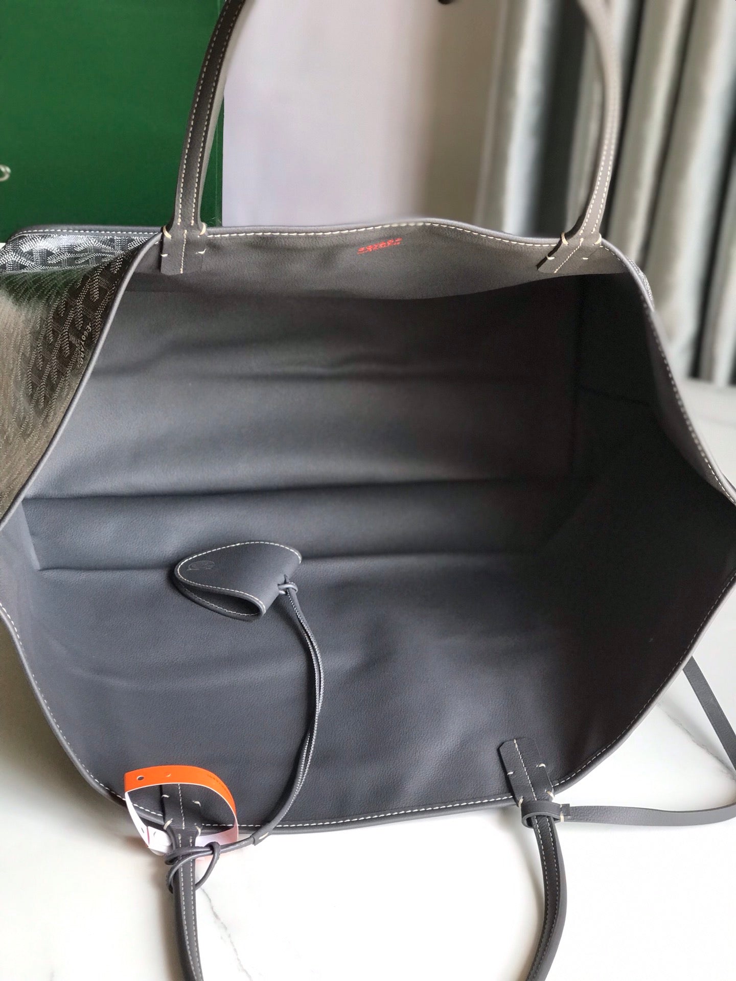 Handbag