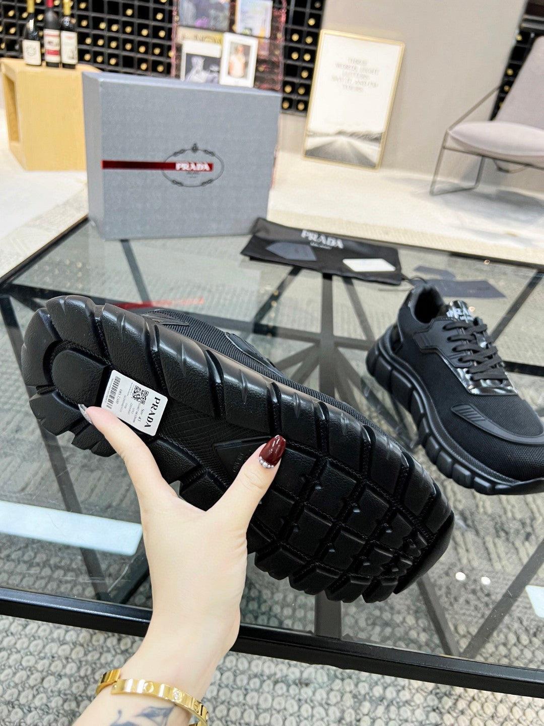 Sneakers