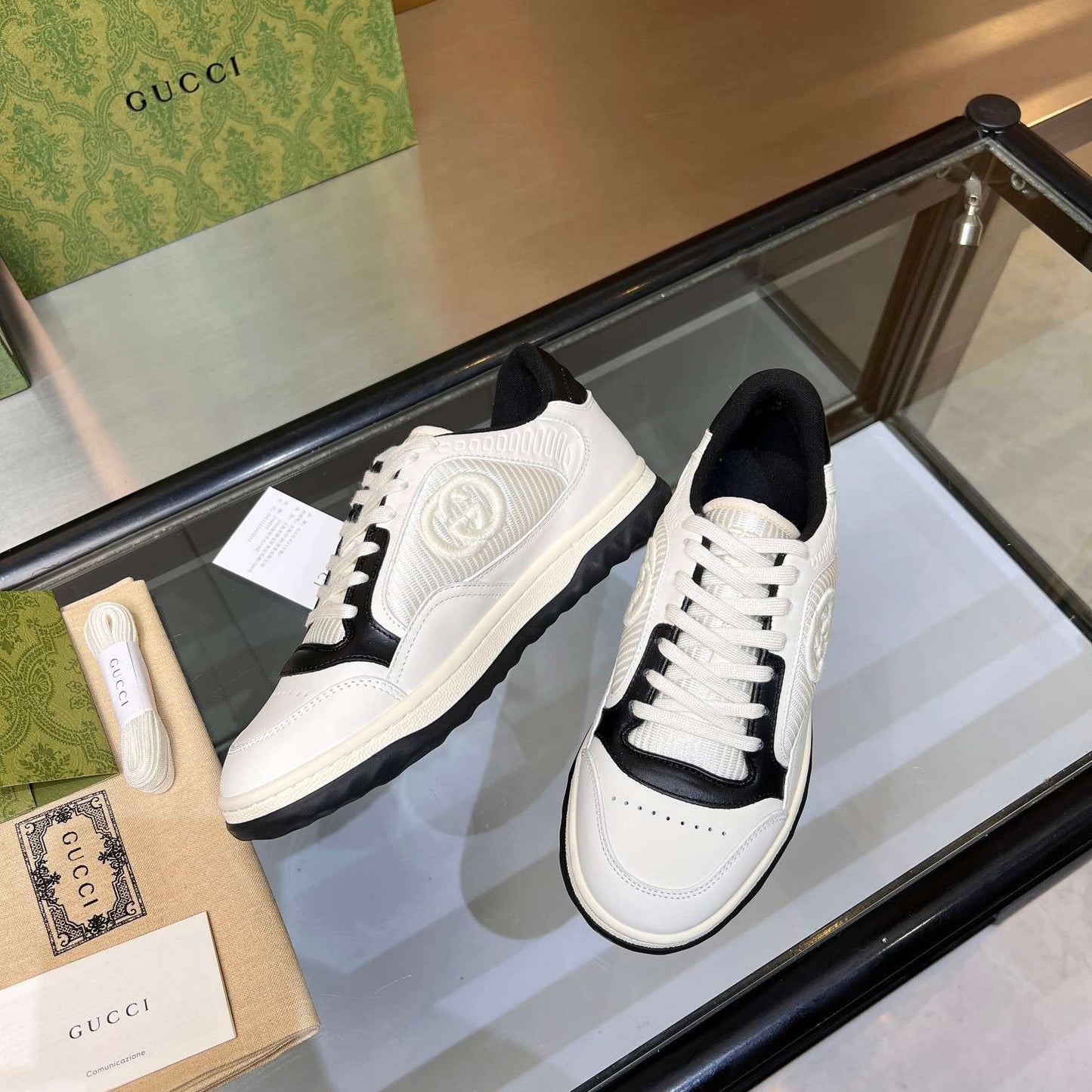 Sneakers