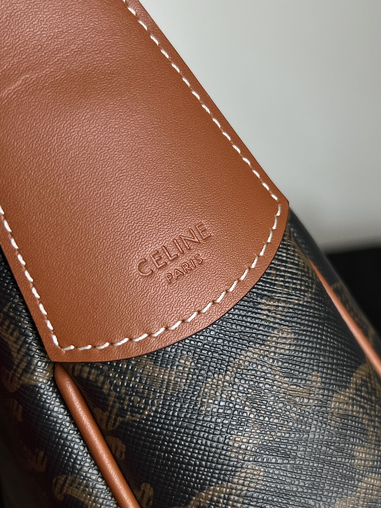 Handbag