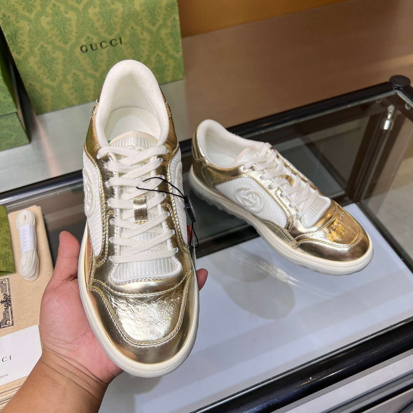 Sneakers