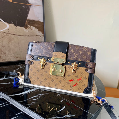 Handbag