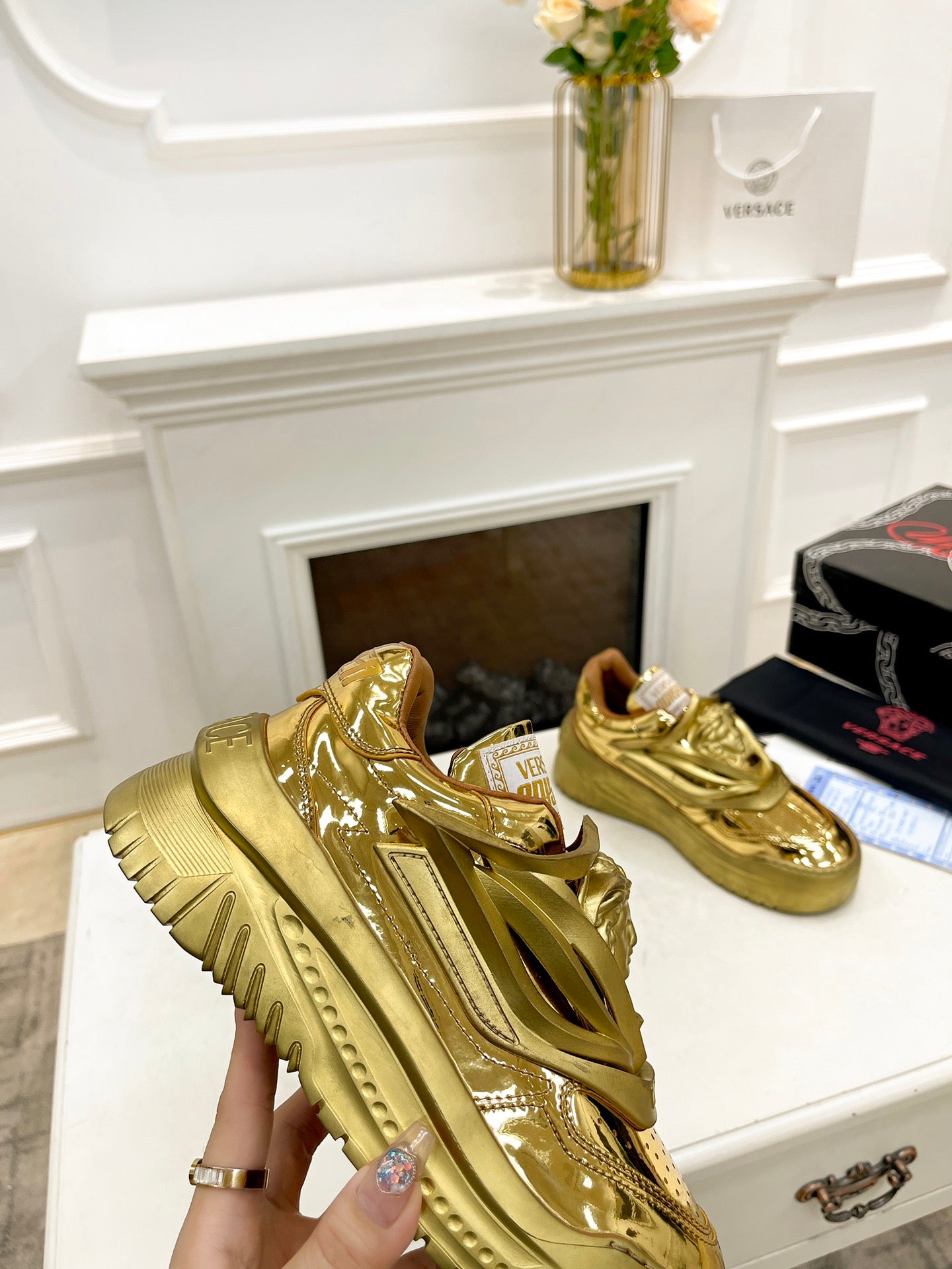Sneakers