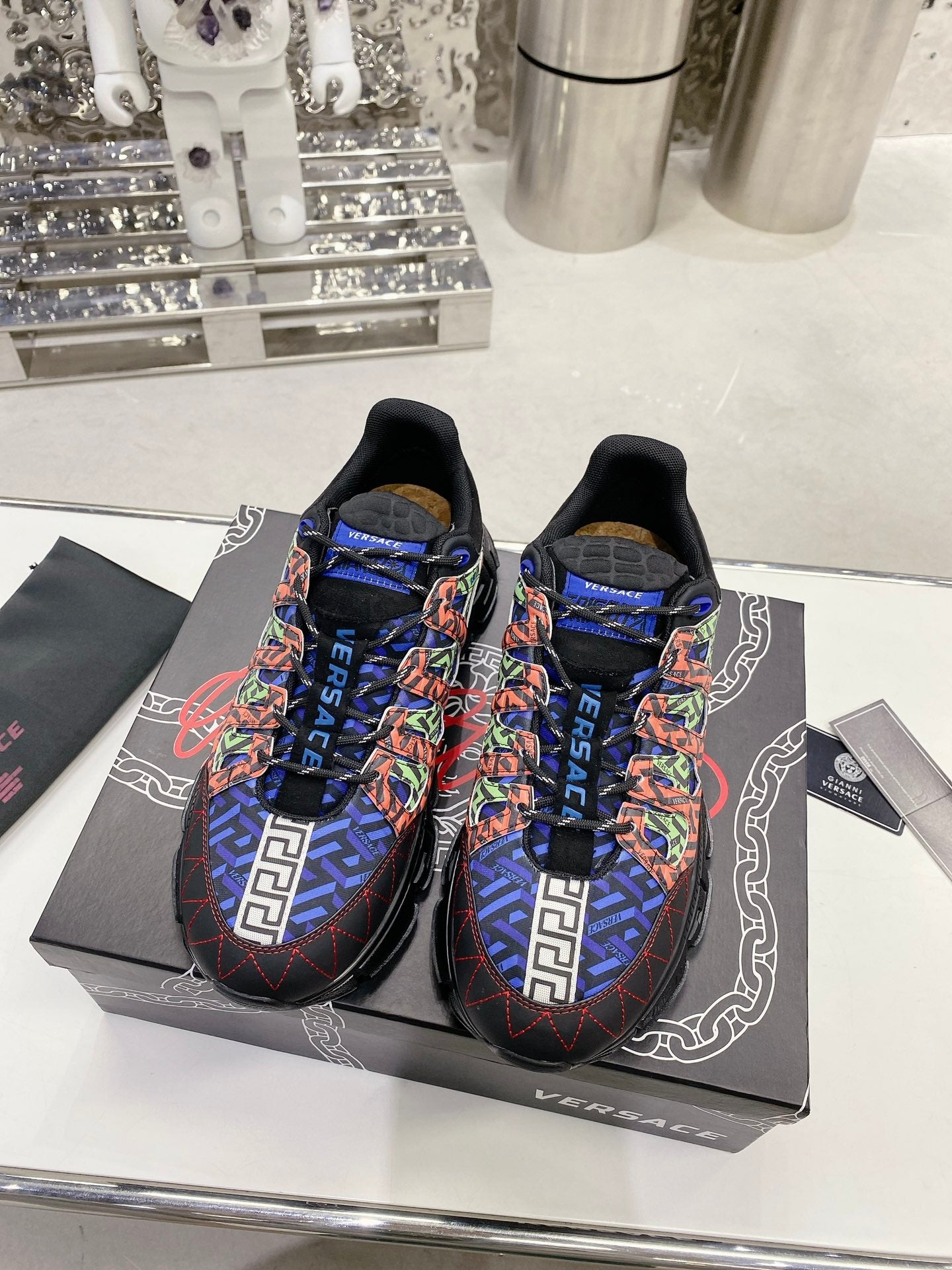 Sneakers