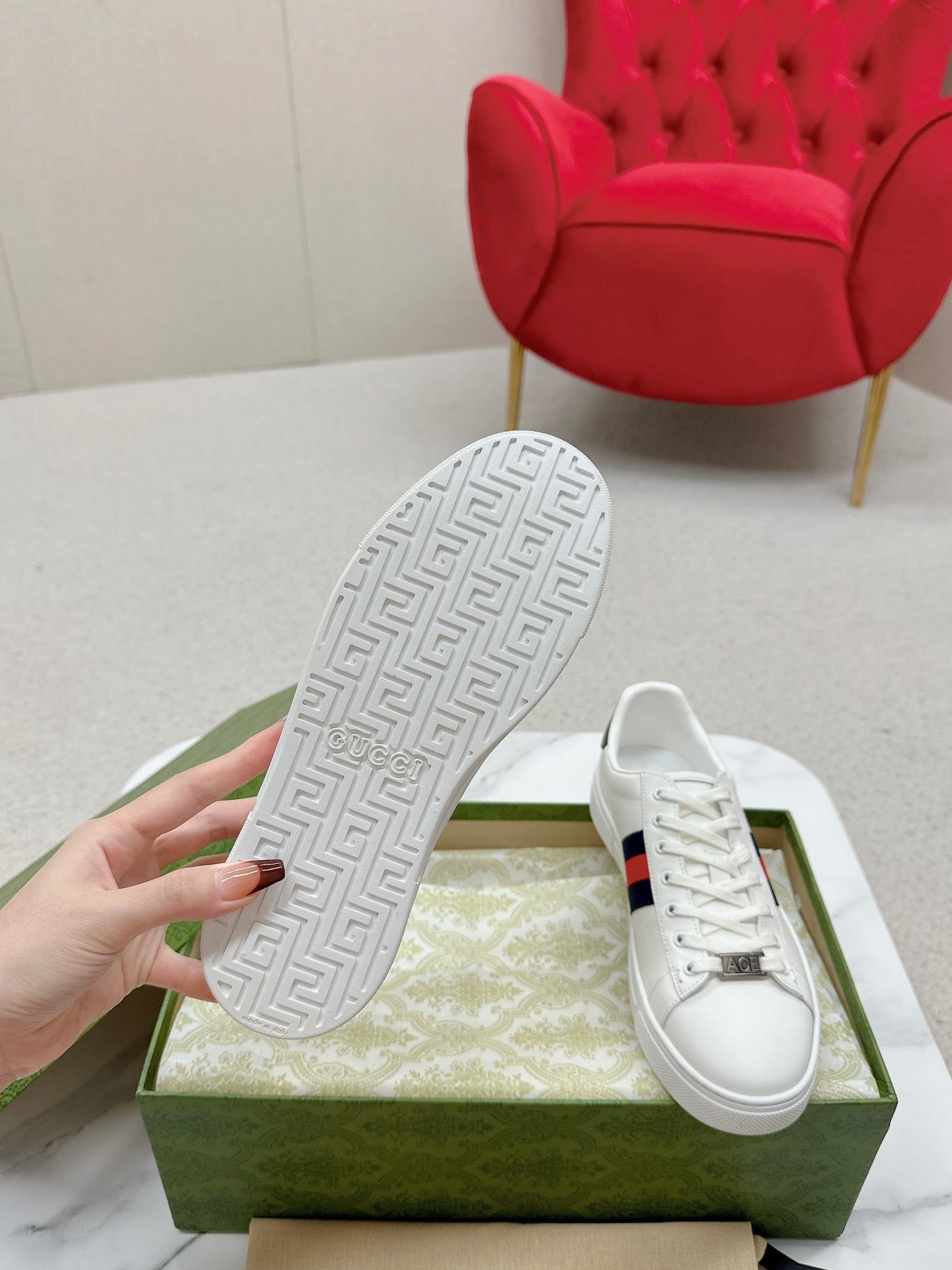 Sneakers