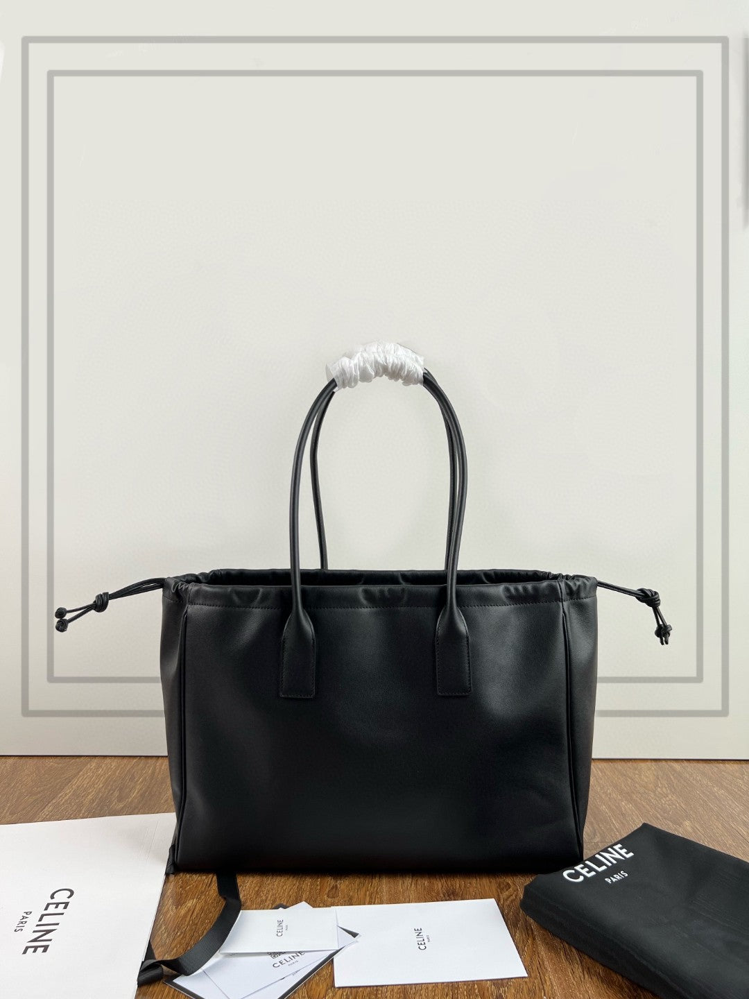 Handbag