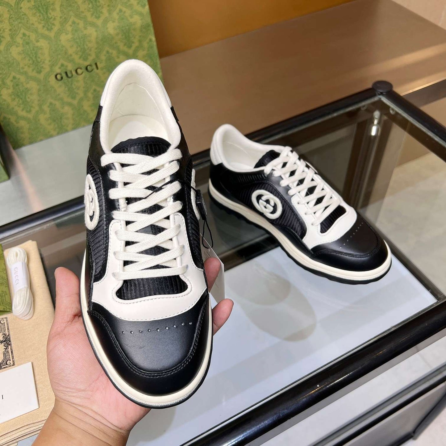 Sneakers