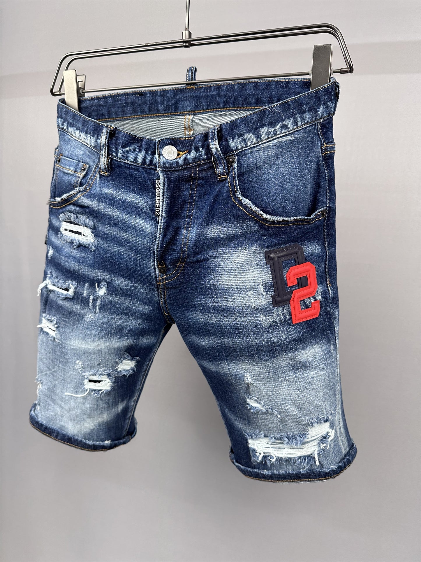 Short Jeans