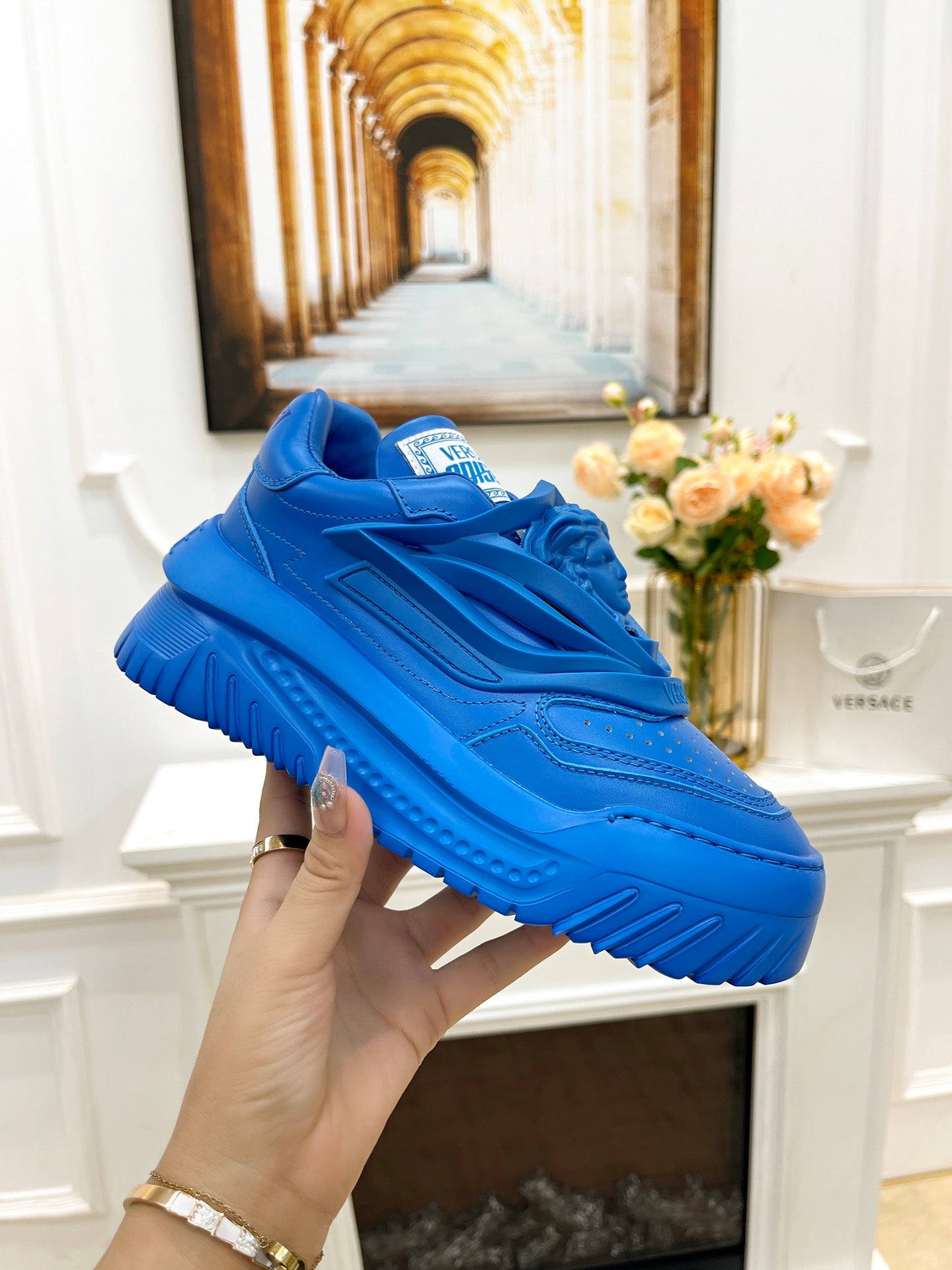 Sneakers
