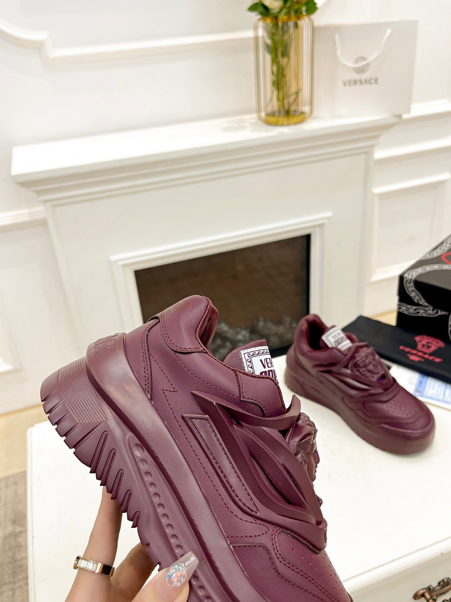 Sneakers