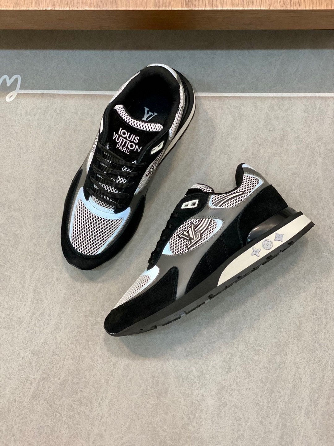 Sneakers