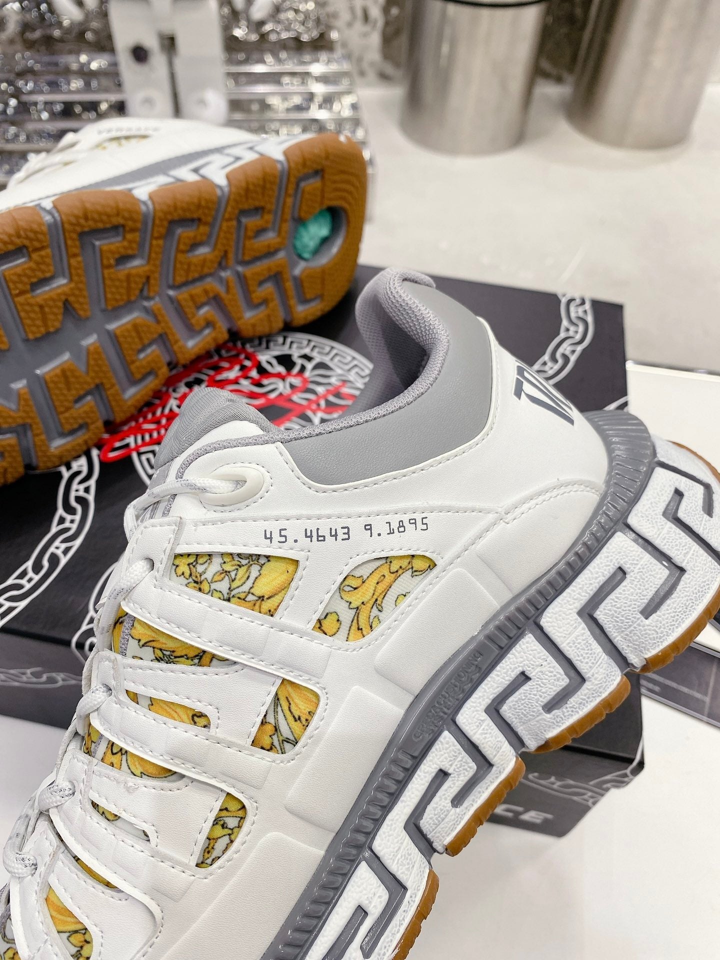 Sneakers