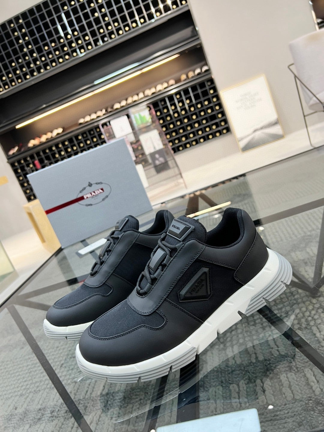 Sneakers