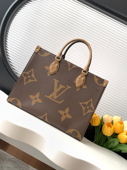 Handbag