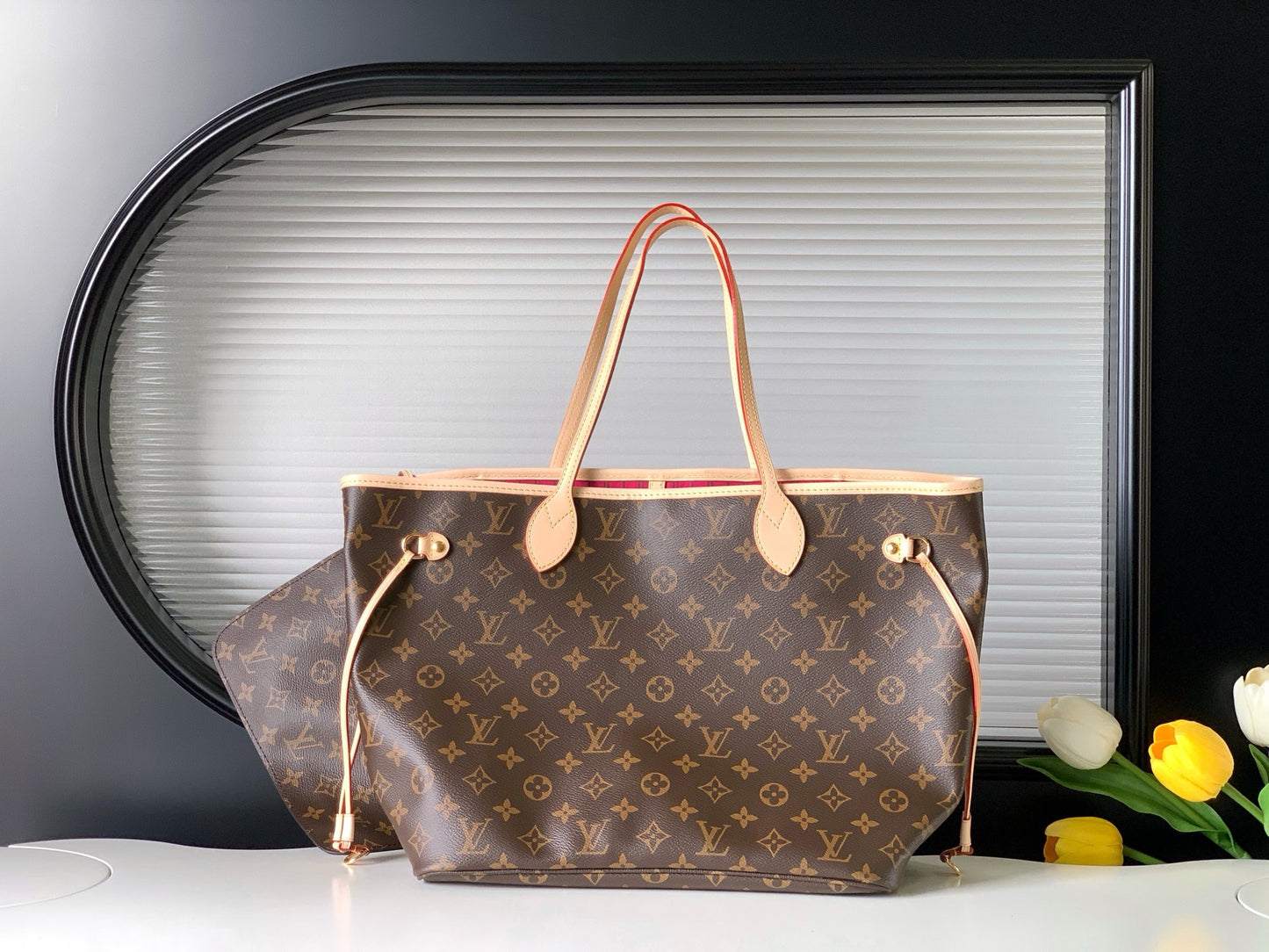 Handbag