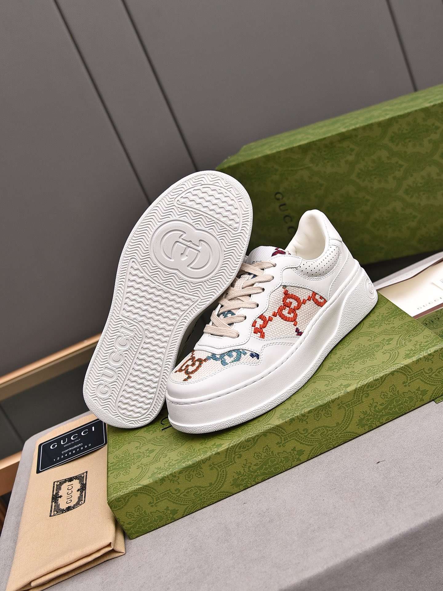 Sneakers