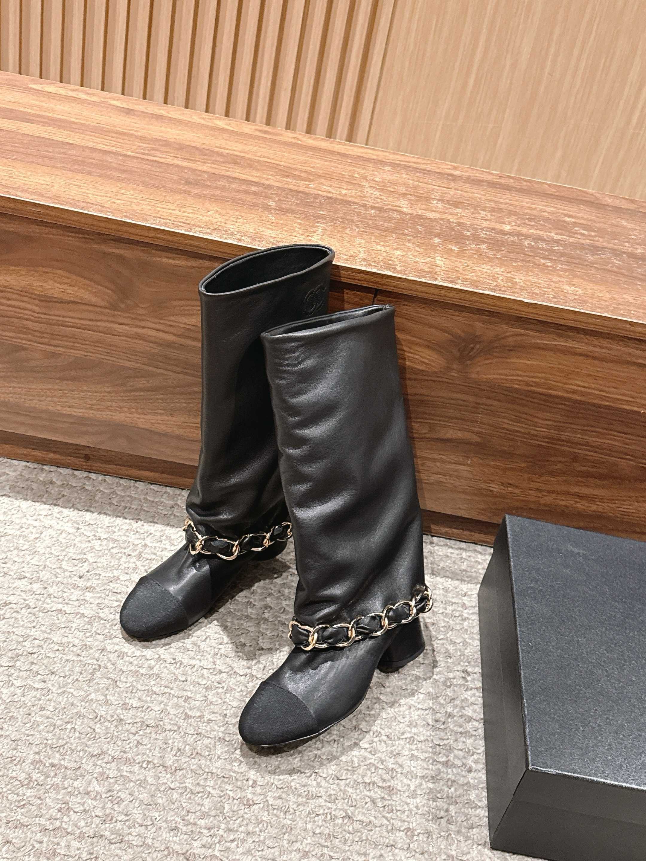 CHANEL BOOTS – boutiquevavilon