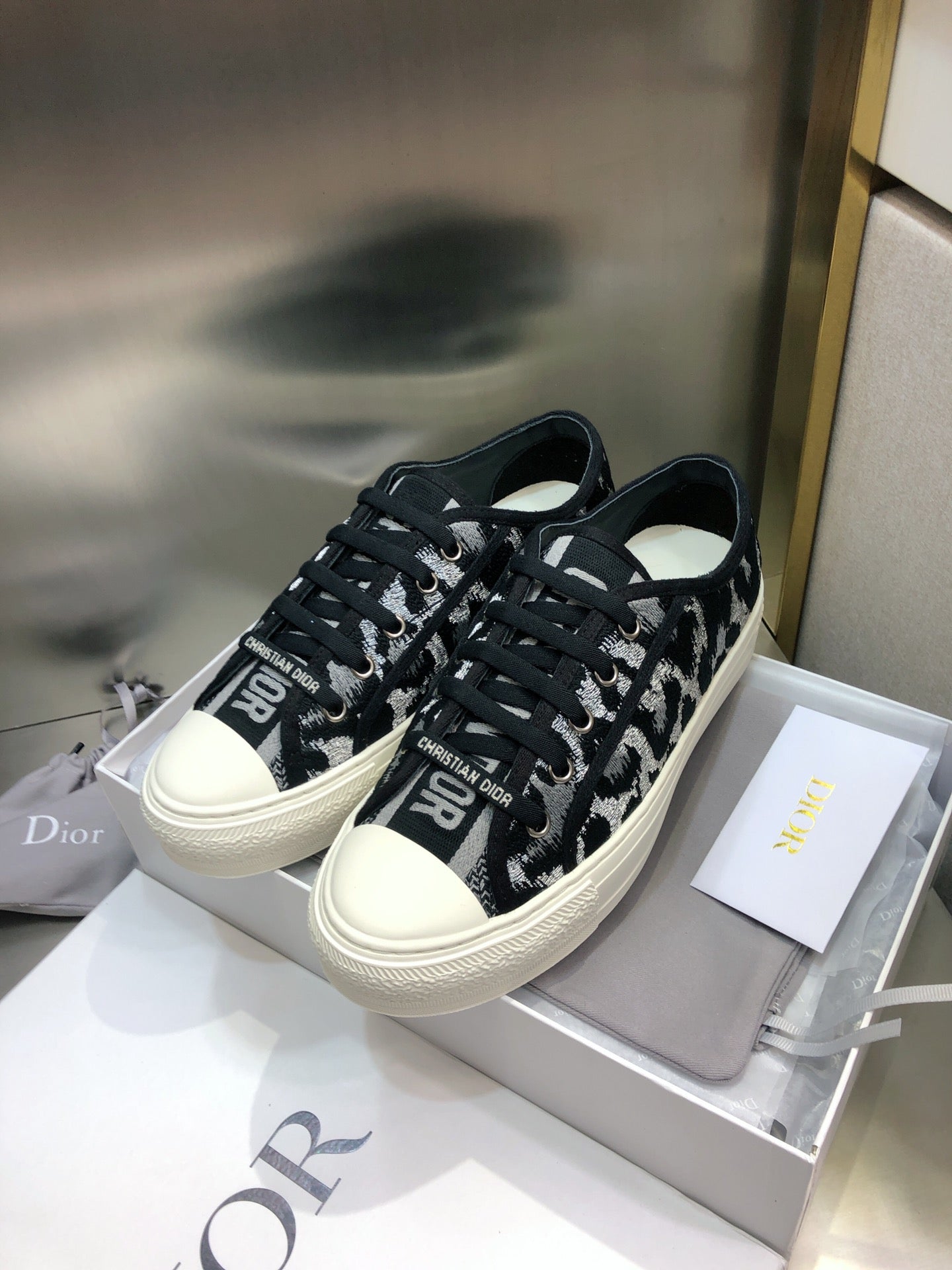 Sneakers