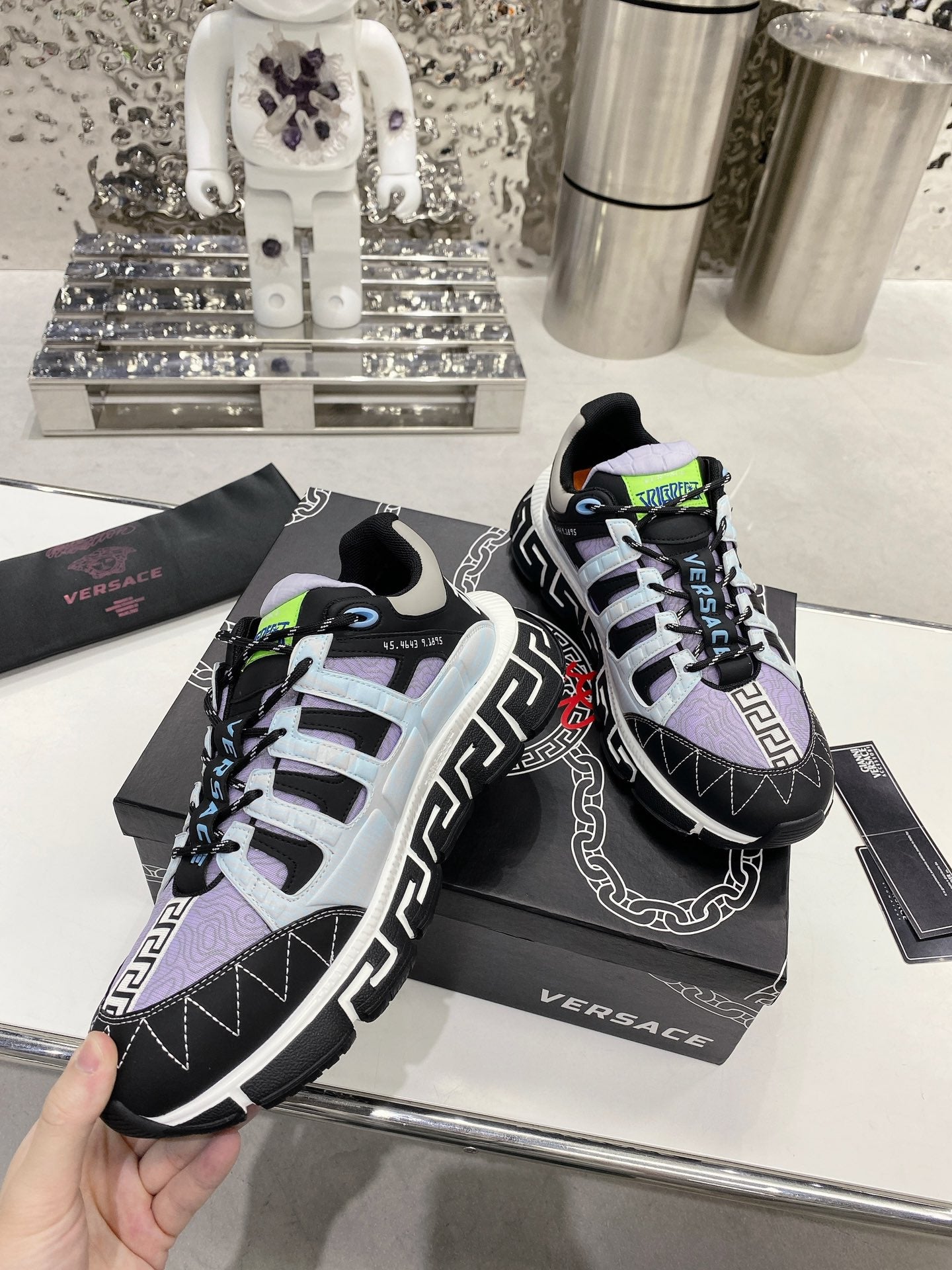 Sneakers