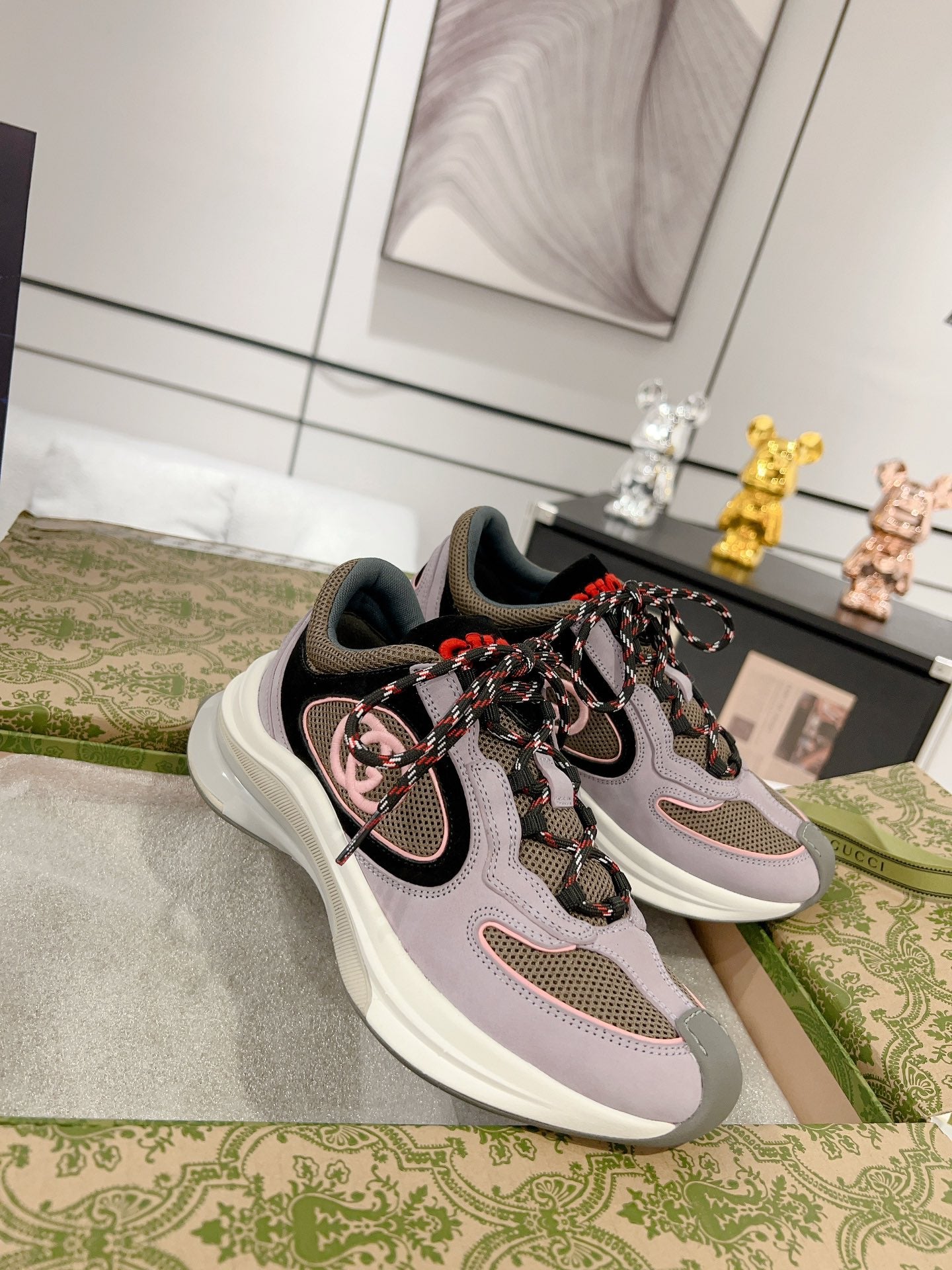 Sneakers