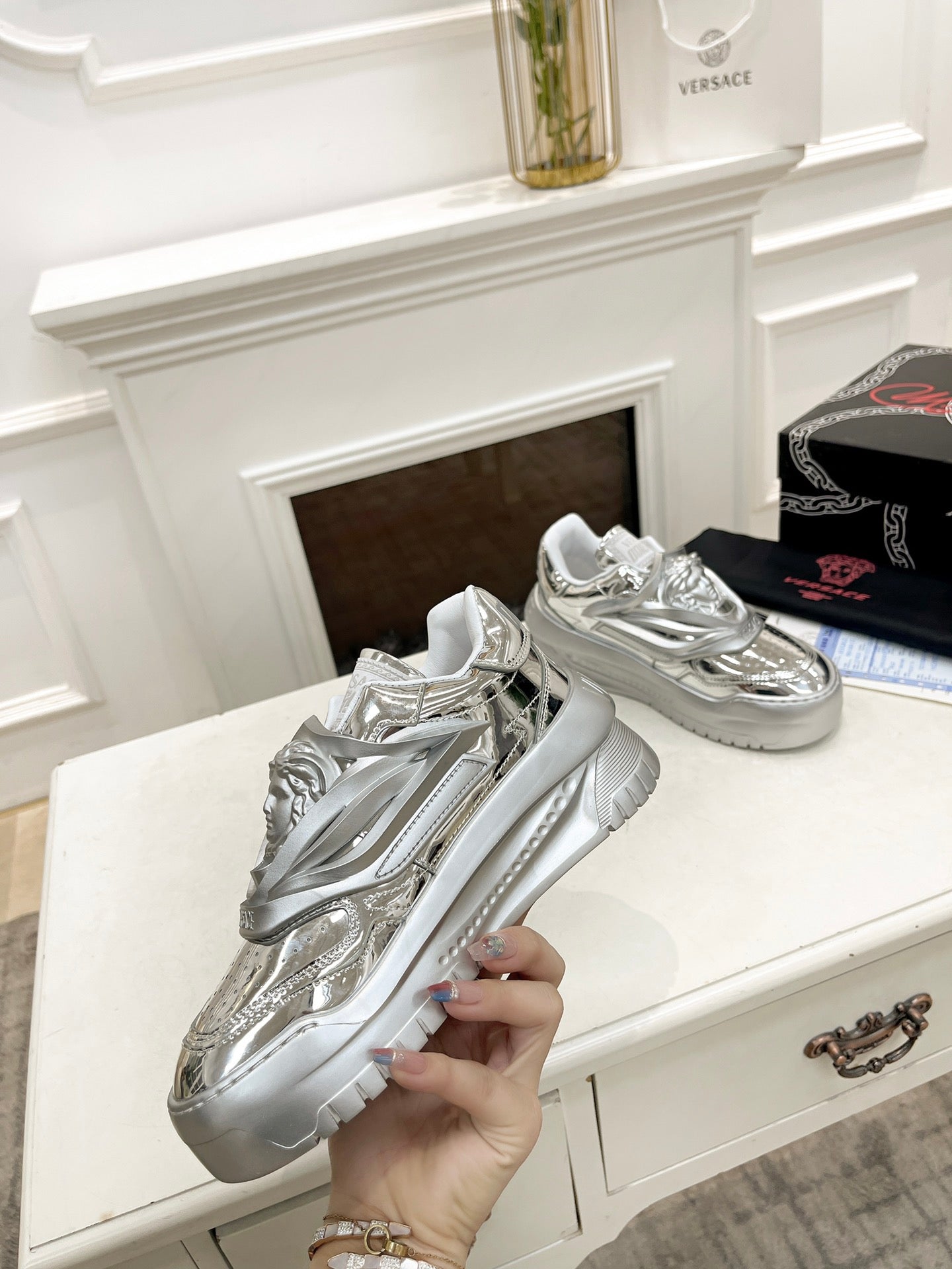 Sneakers