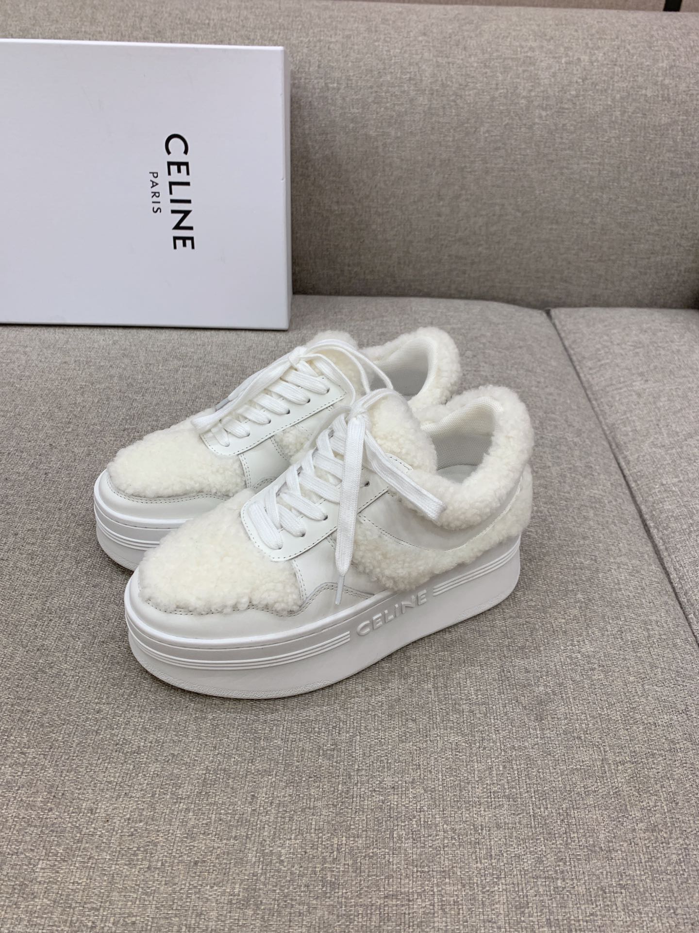 Sneakers