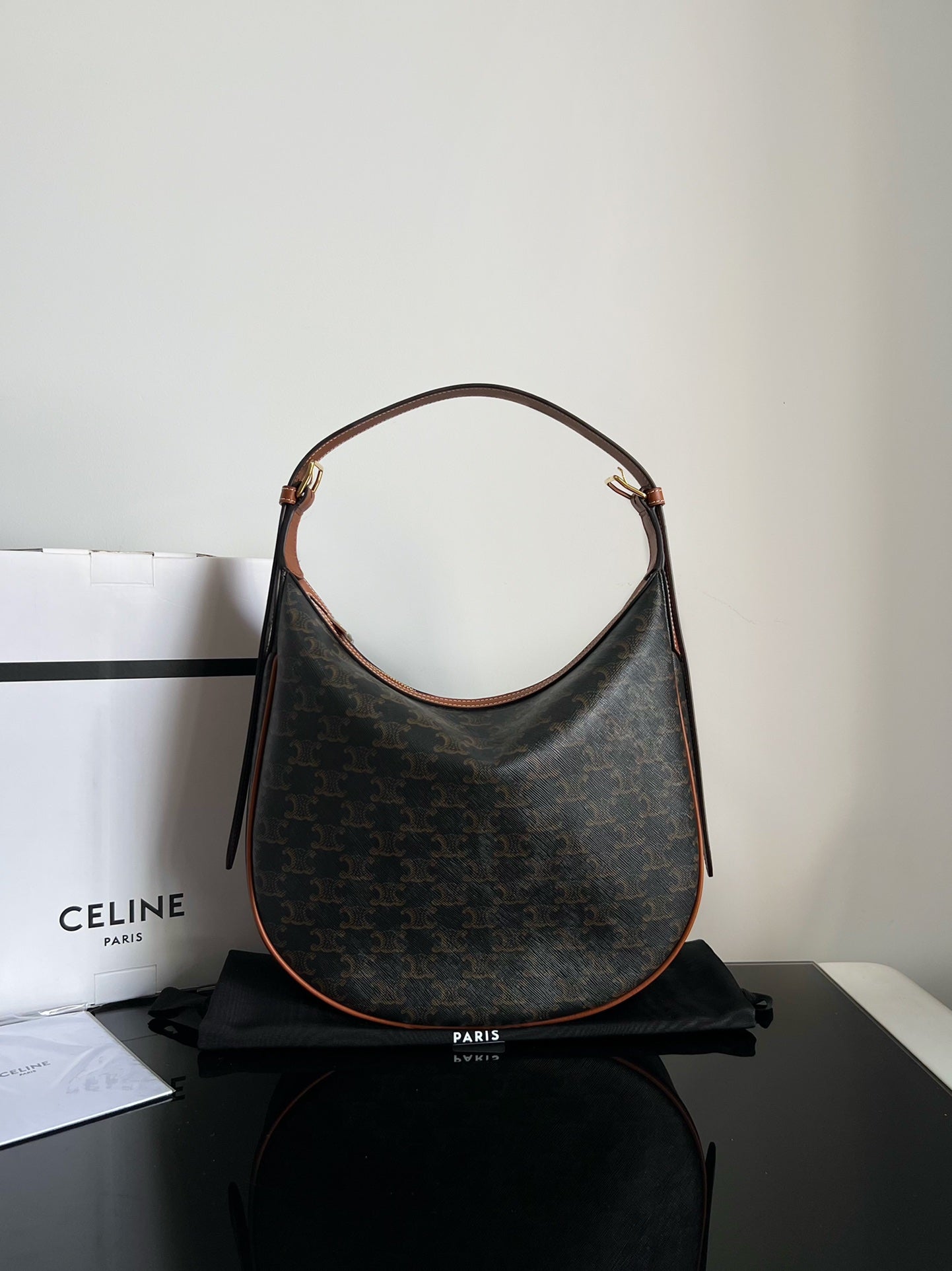 Handbag