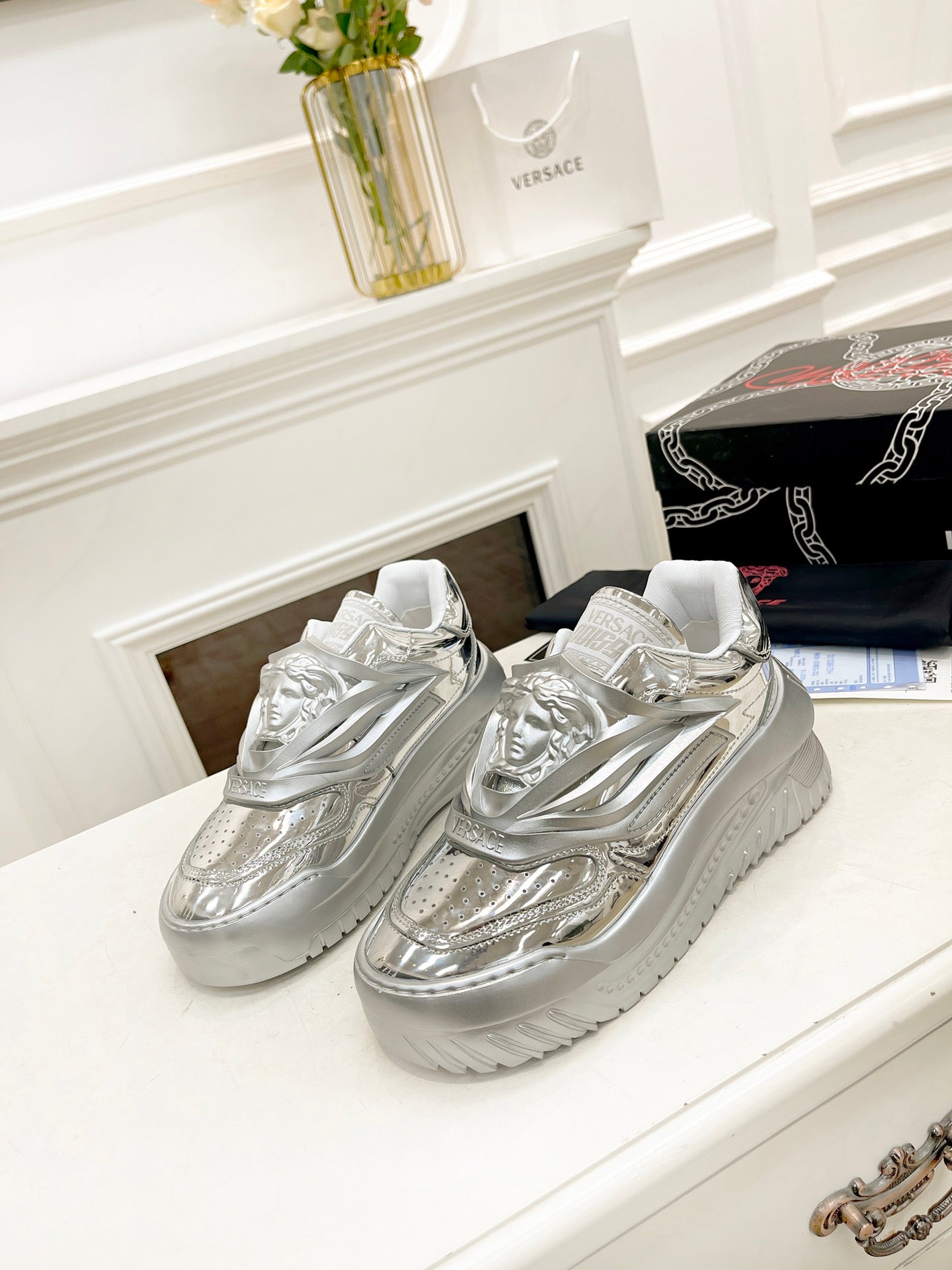 Sneakers