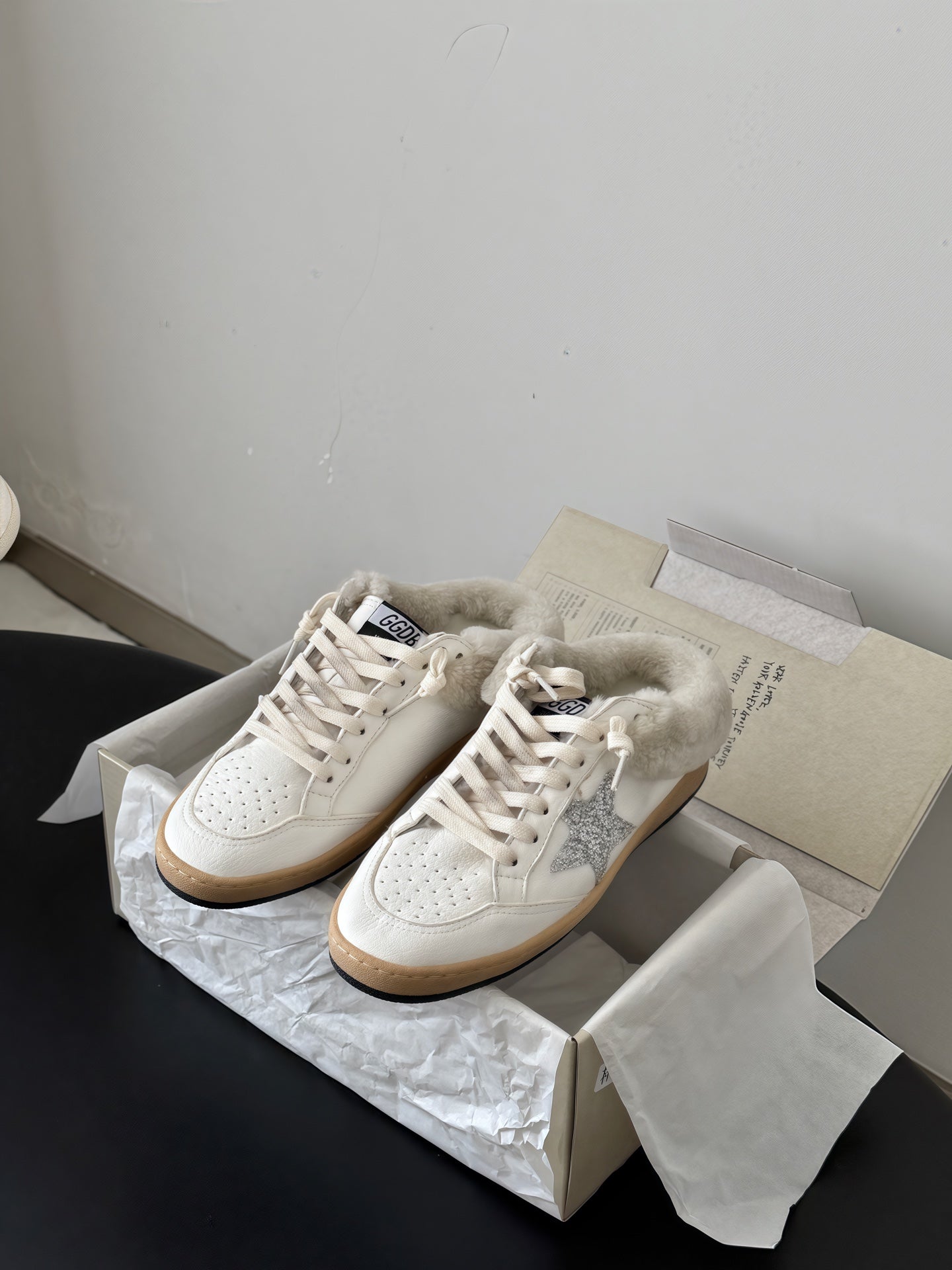 Sneakers