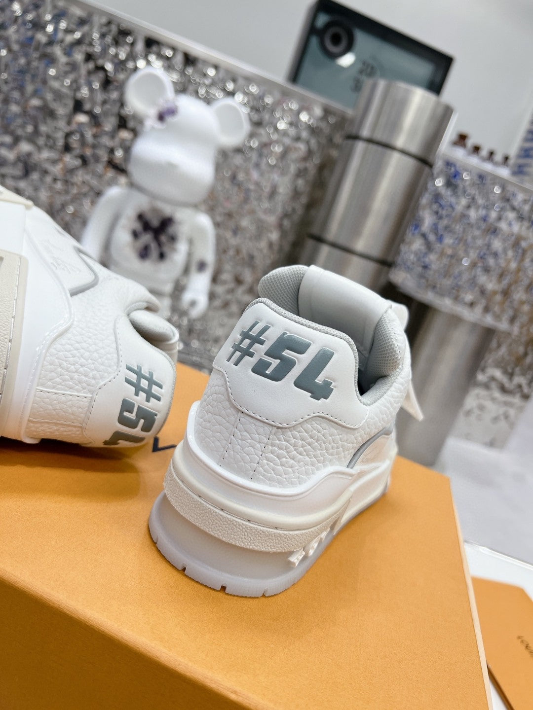 Sneakers