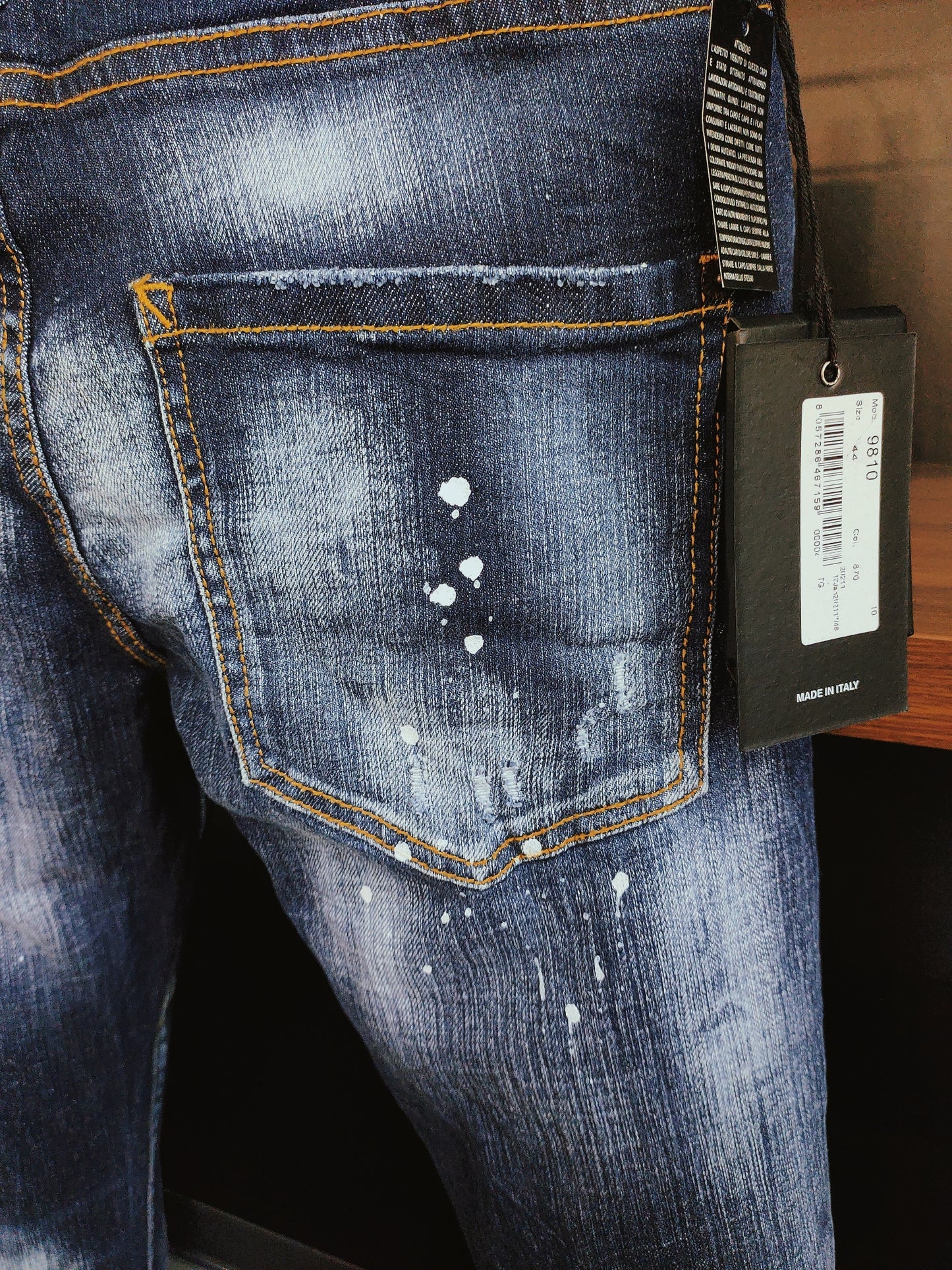 Jeans
