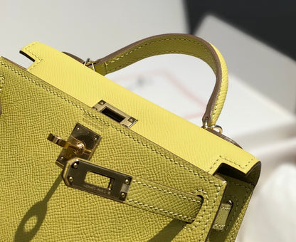 Handbag