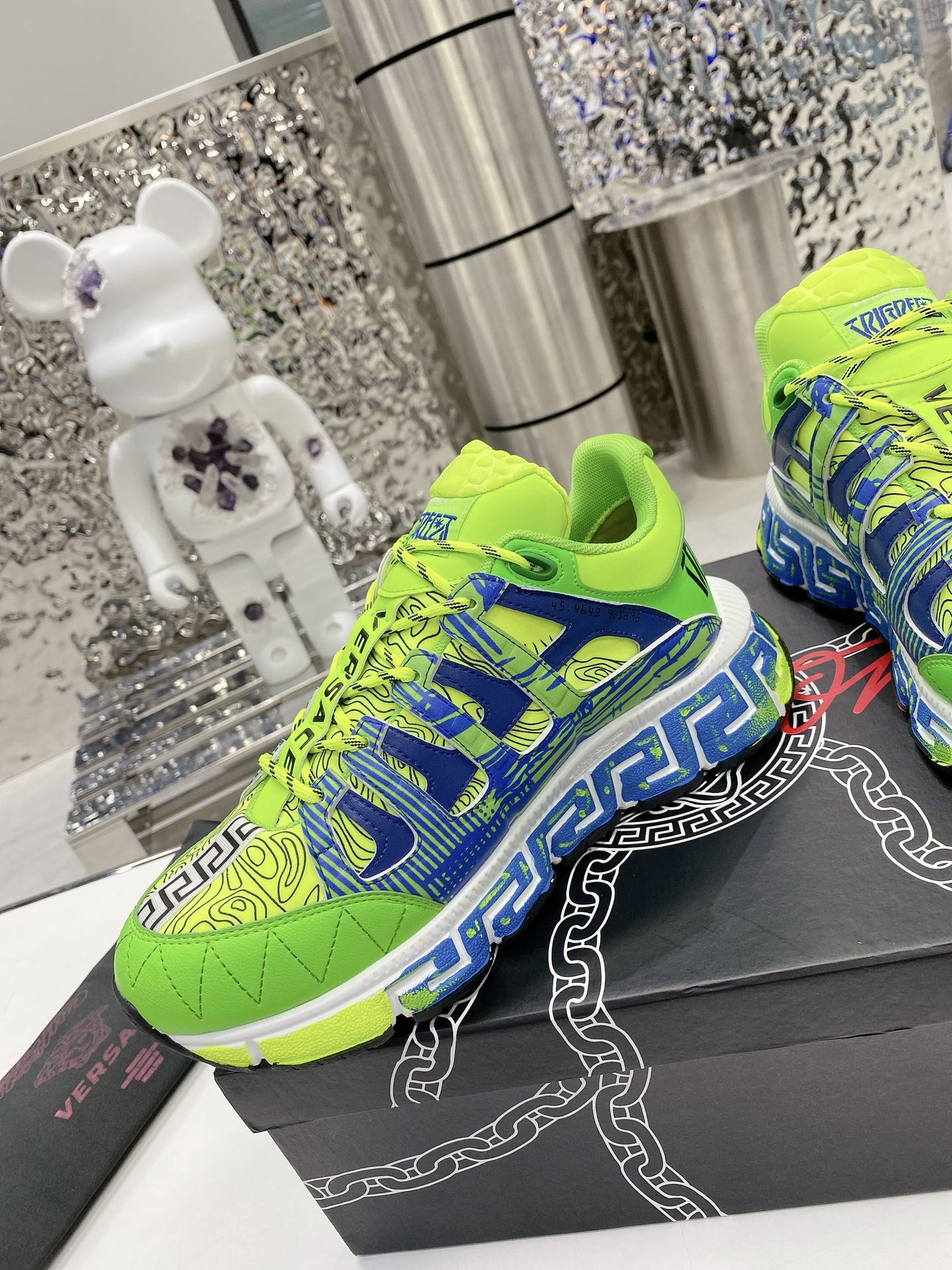 Sneakers