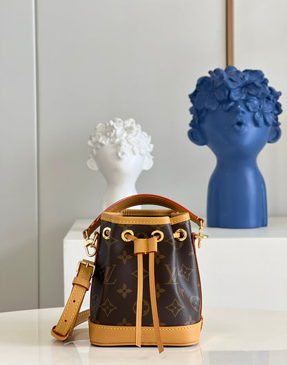 Handbag