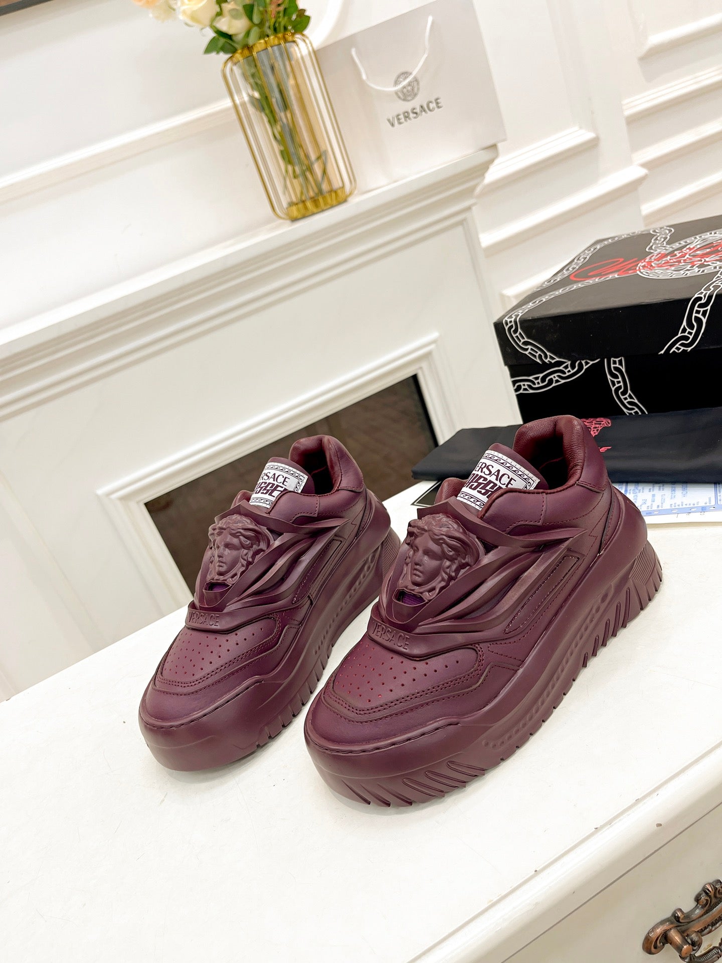 Sneakers