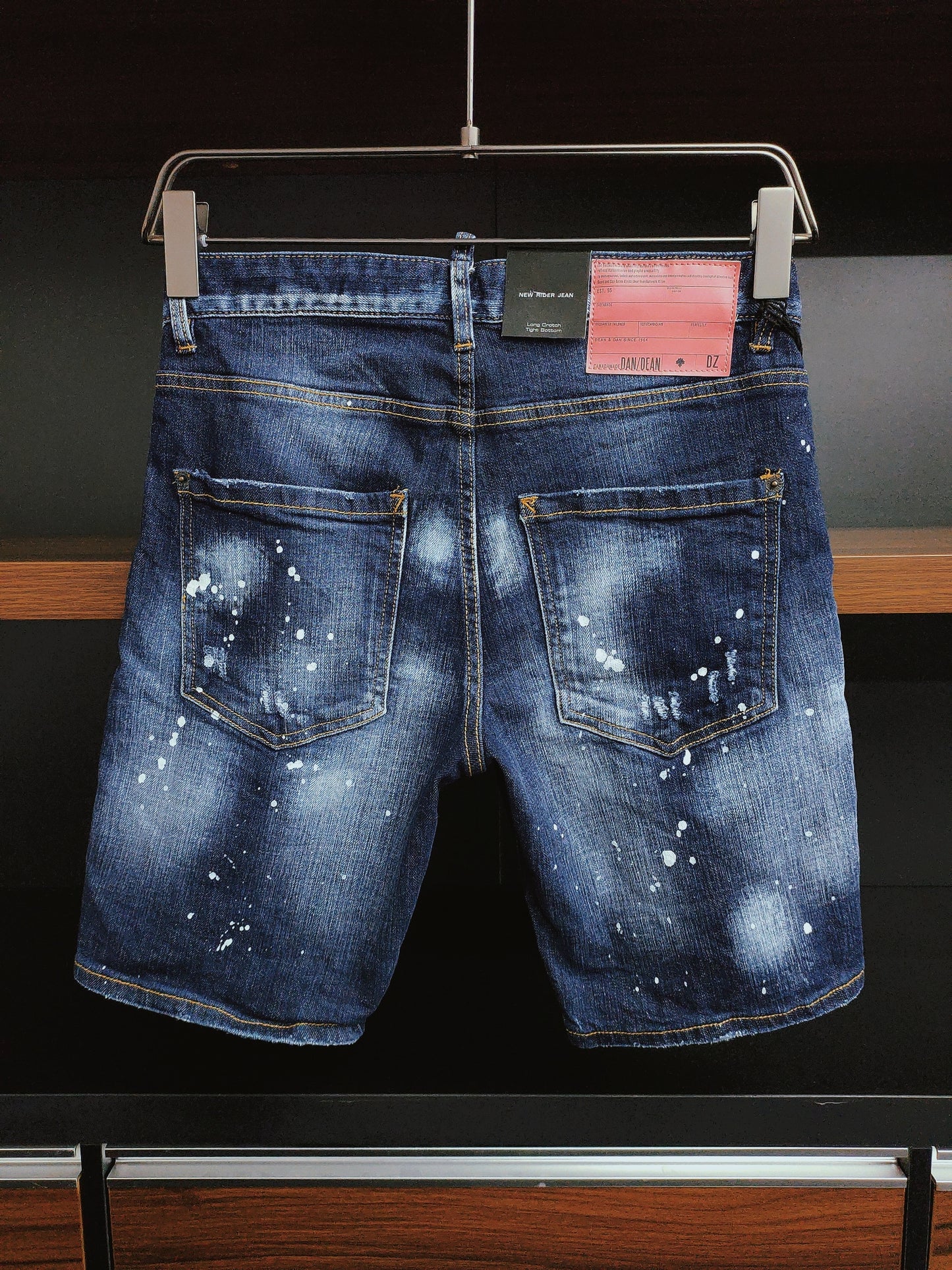 Short Jeans