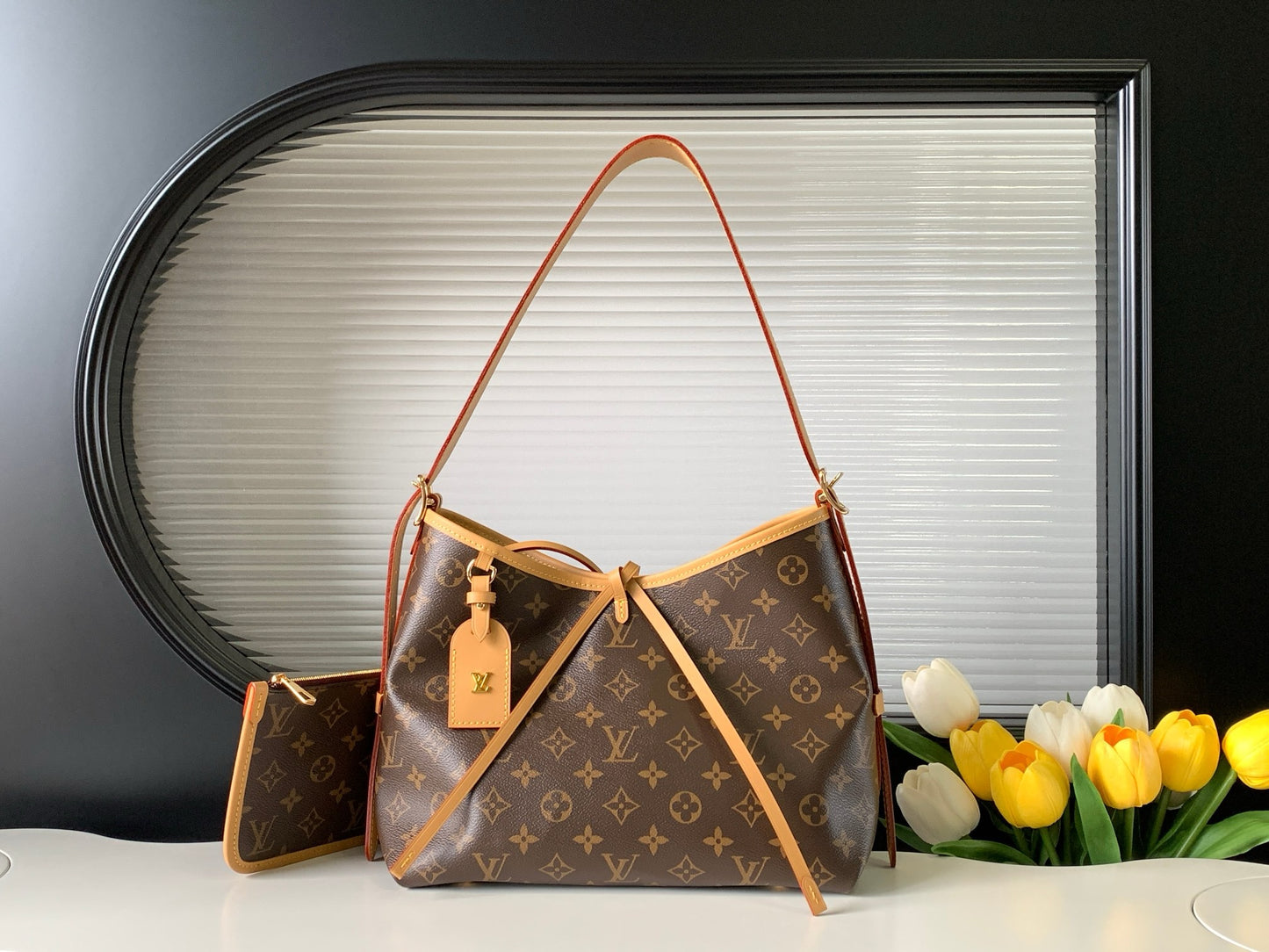 Handbag