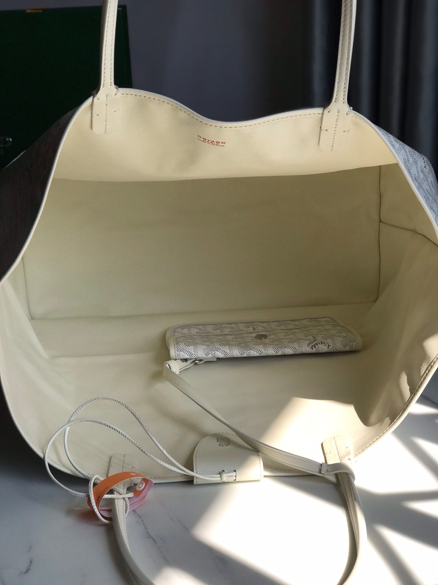 Handbag