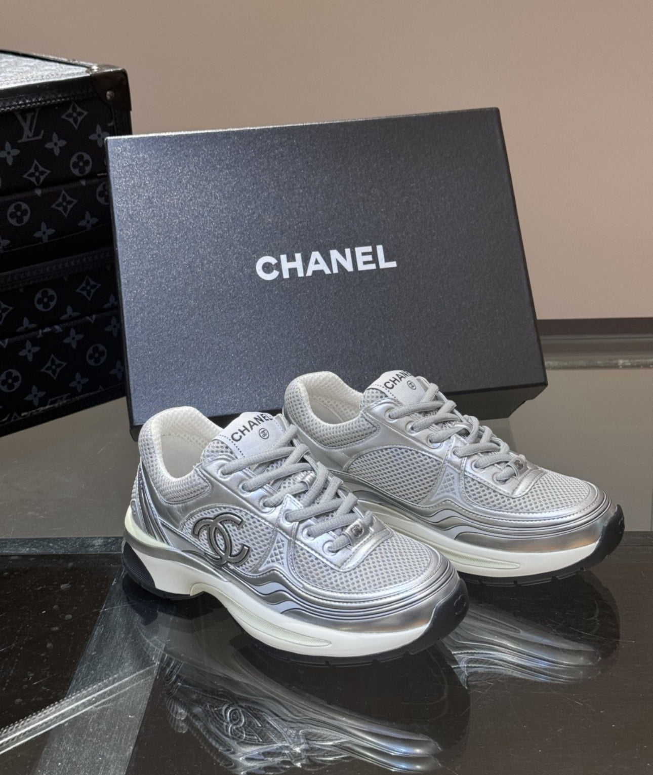 Sneakers