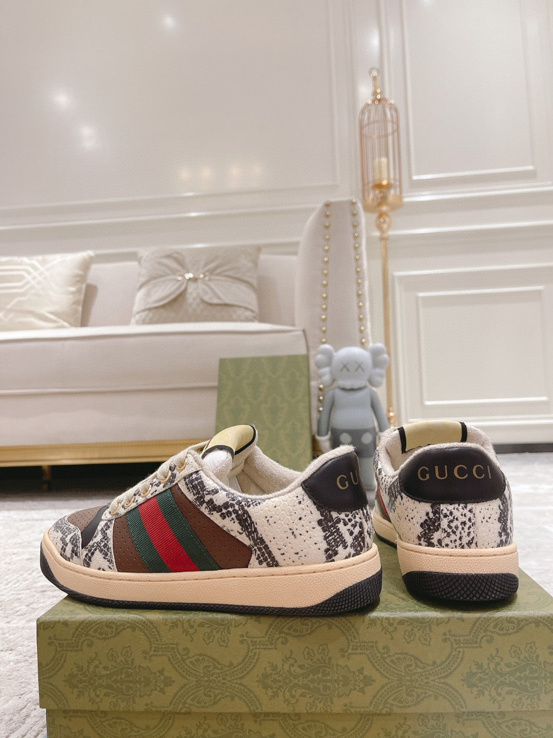 Sneakers
