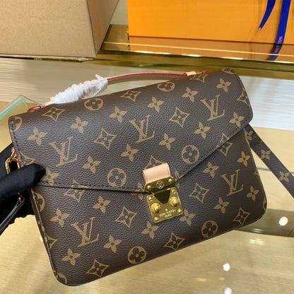 Handbag