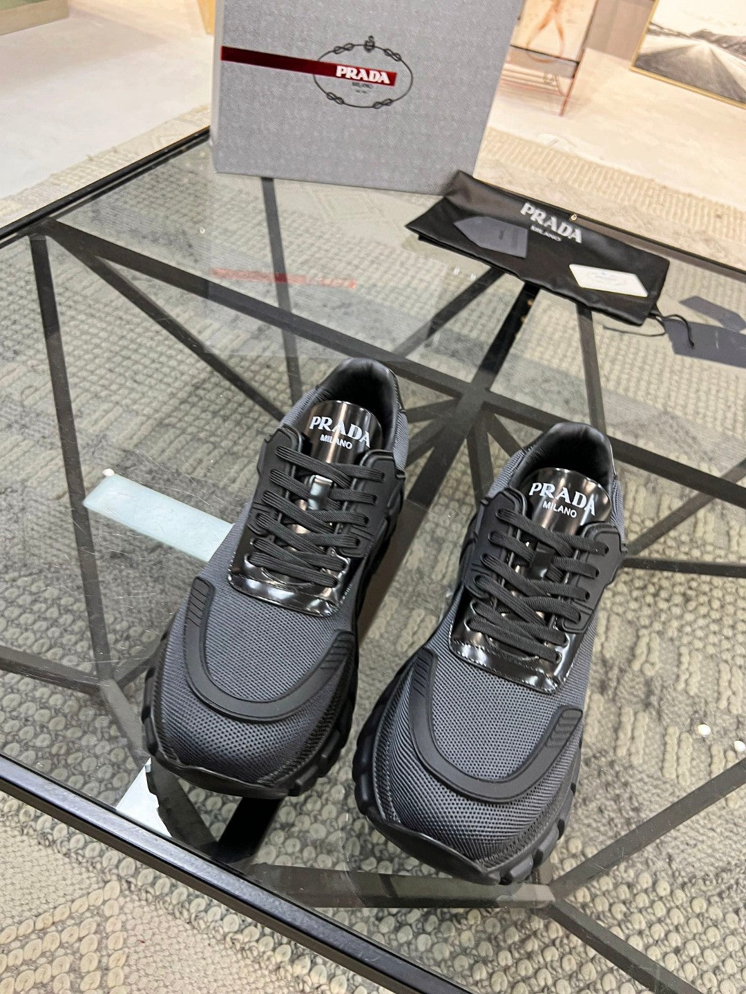 Sneakers