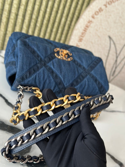 Handbag