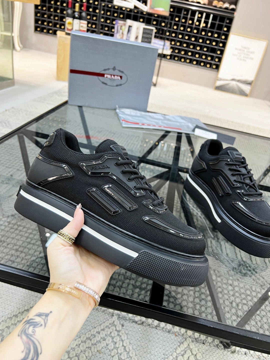 Sneakers