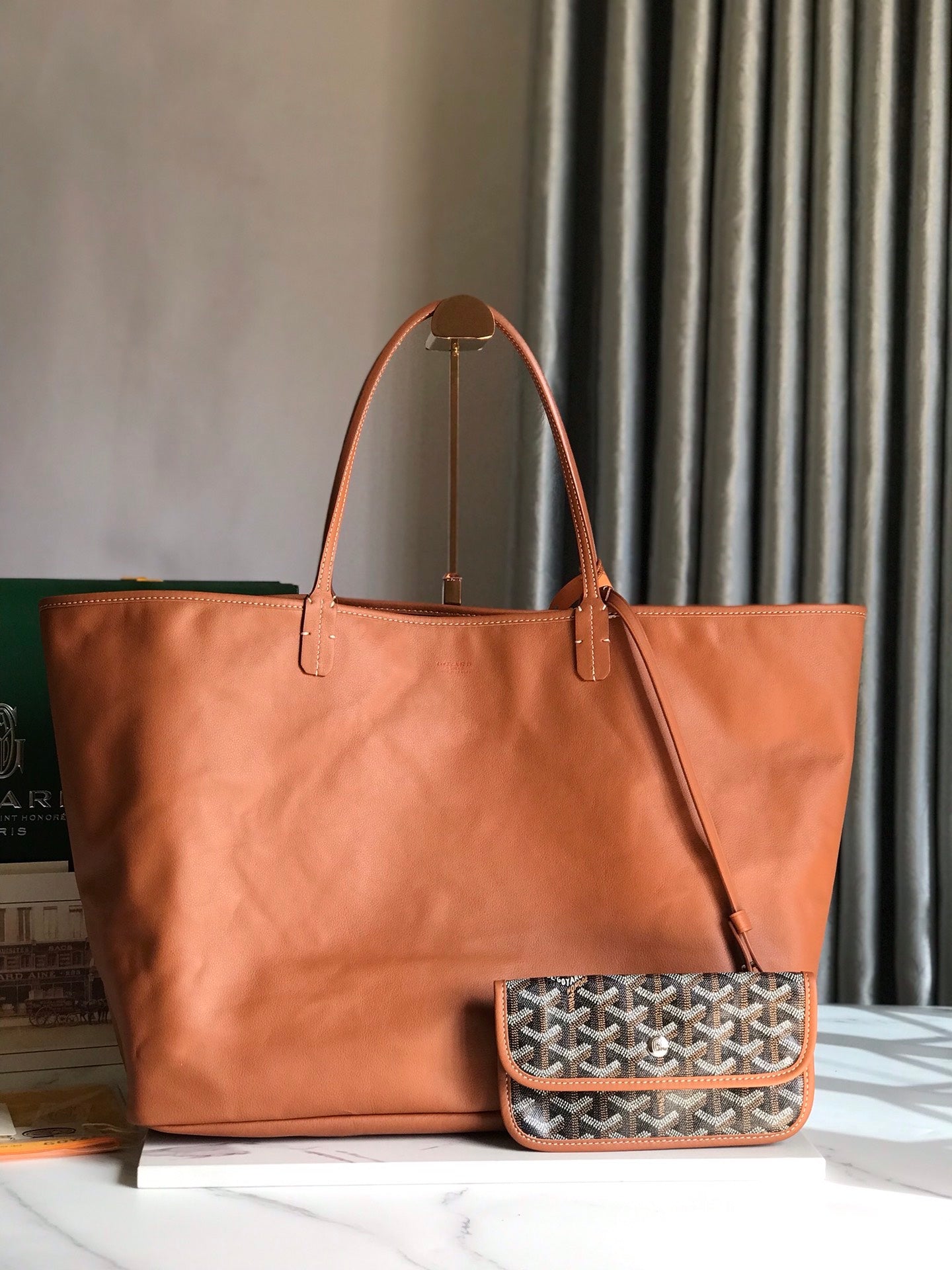 Handbag