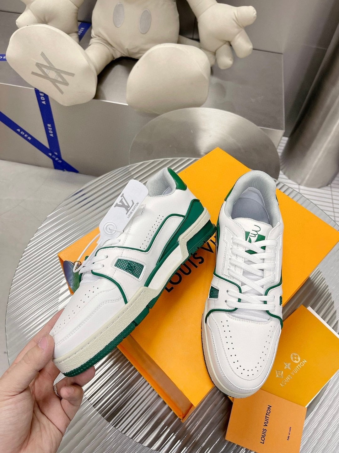 Sneakers